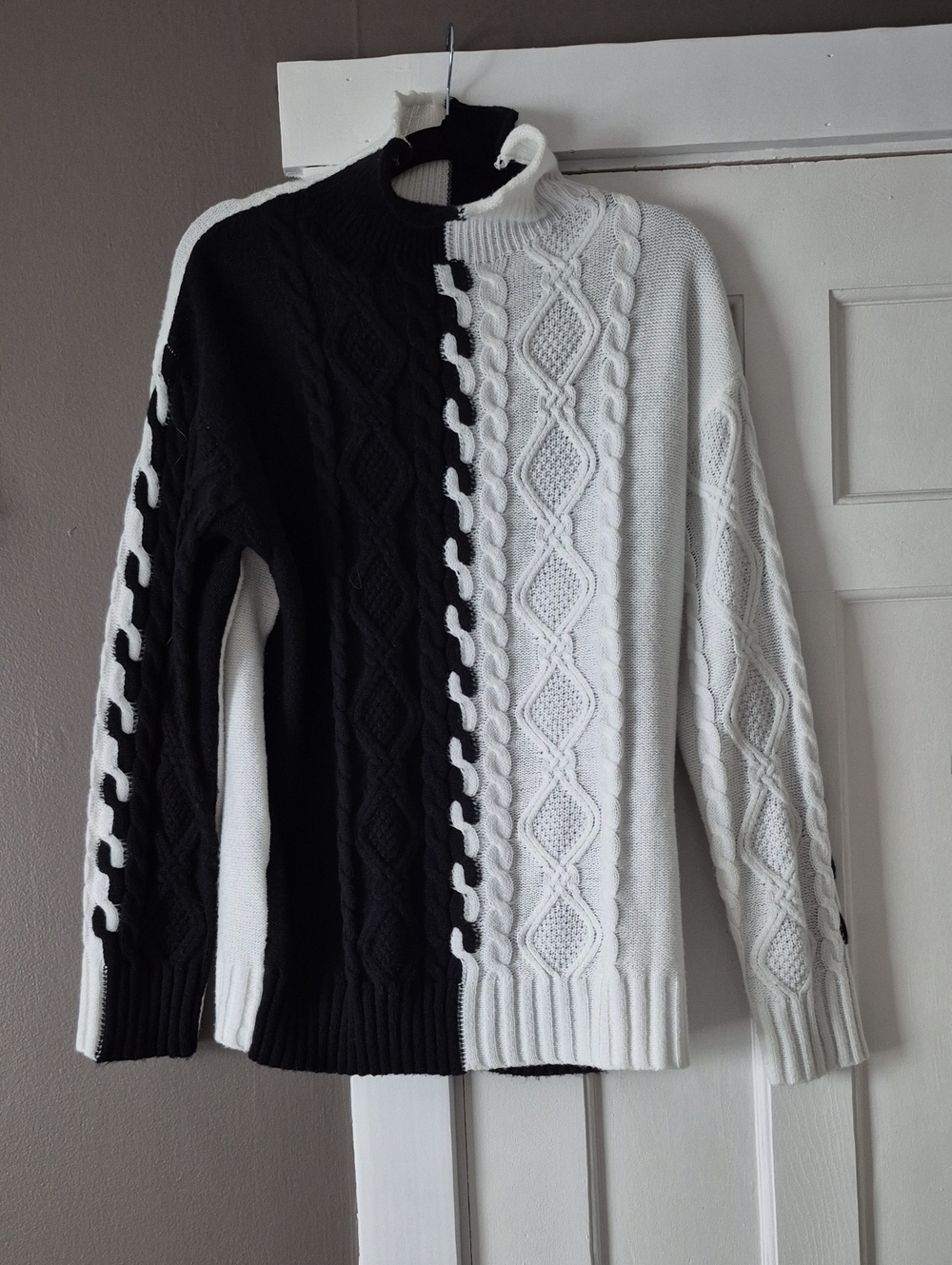 Women's Black and White Cable Knit Sweater - Split Two-Tone